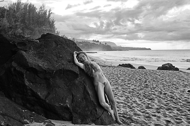Secret Beach Artistic Nude Artwork print by Photographer Thom Peters Photog