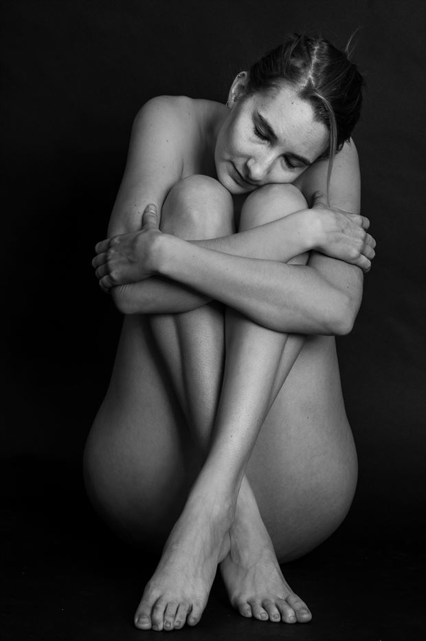 cower erotic photo print by photographer gerdsteuer