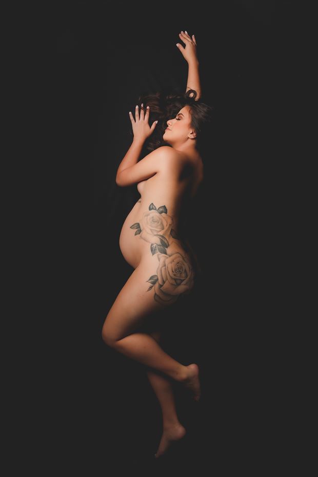 danielli 30 weeks photo 7 artistic nude photo print by photographer sky light studio