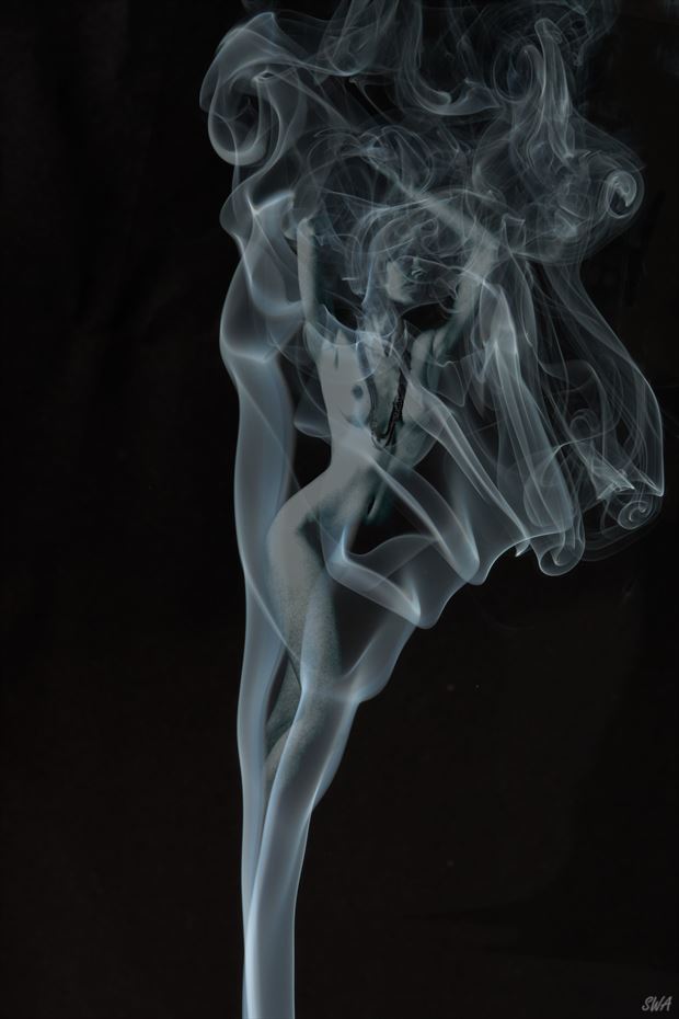 ephemeral artistic nude photo print by photographer swaphoto