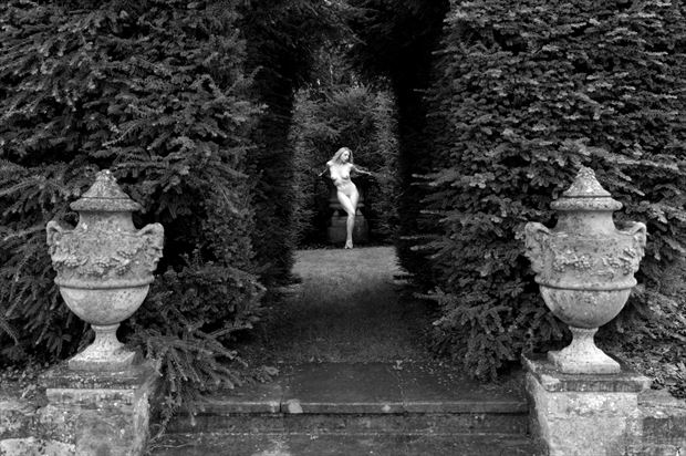 in the formal garden artistic nude photo print by photographer swaphoto