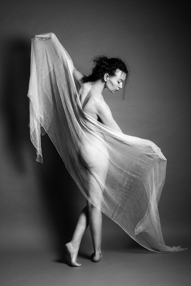 nude 95 artistic nude photo print by photographer thomas photo works