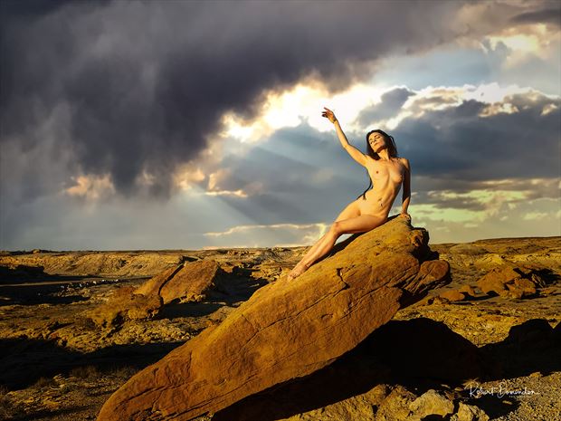 reaching for the sky artistic nude photo print by photographer robert domondon