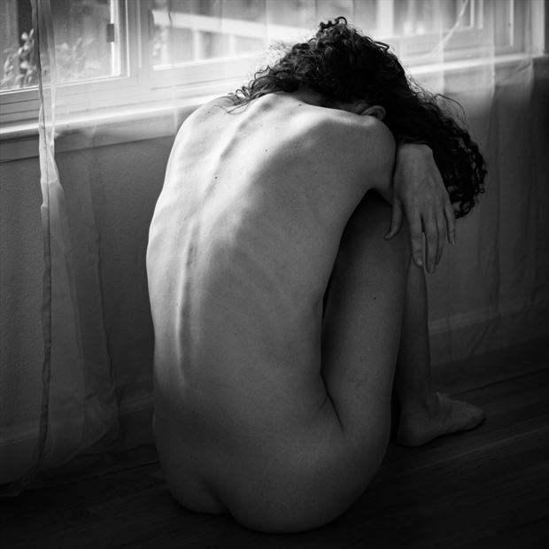 shutting down artistic nude photo print by photographer thomas branch