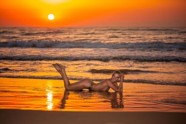 sunrise in spain 2 artistic nude photo print by photographer melpettit